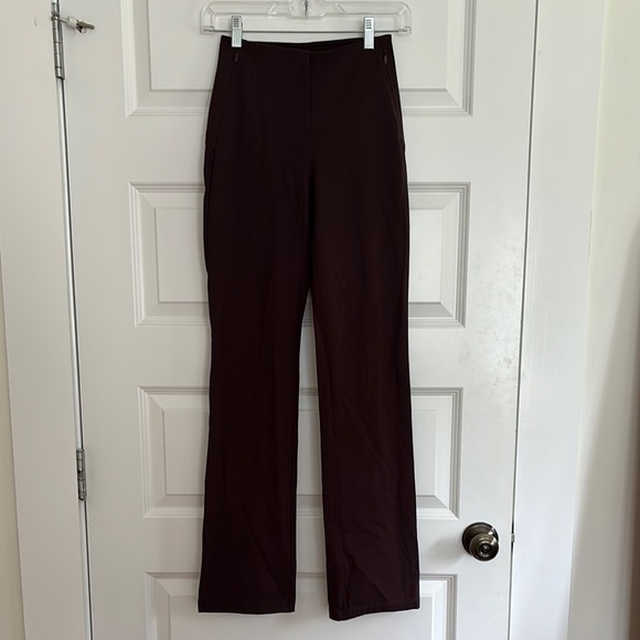 lululemon athletica Pants - Lululemon Smooth Fit Pull-On High-Rise Pant -Regular - Size 2 in color espresso